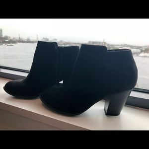 VGU- Old Navy Booties 🍂